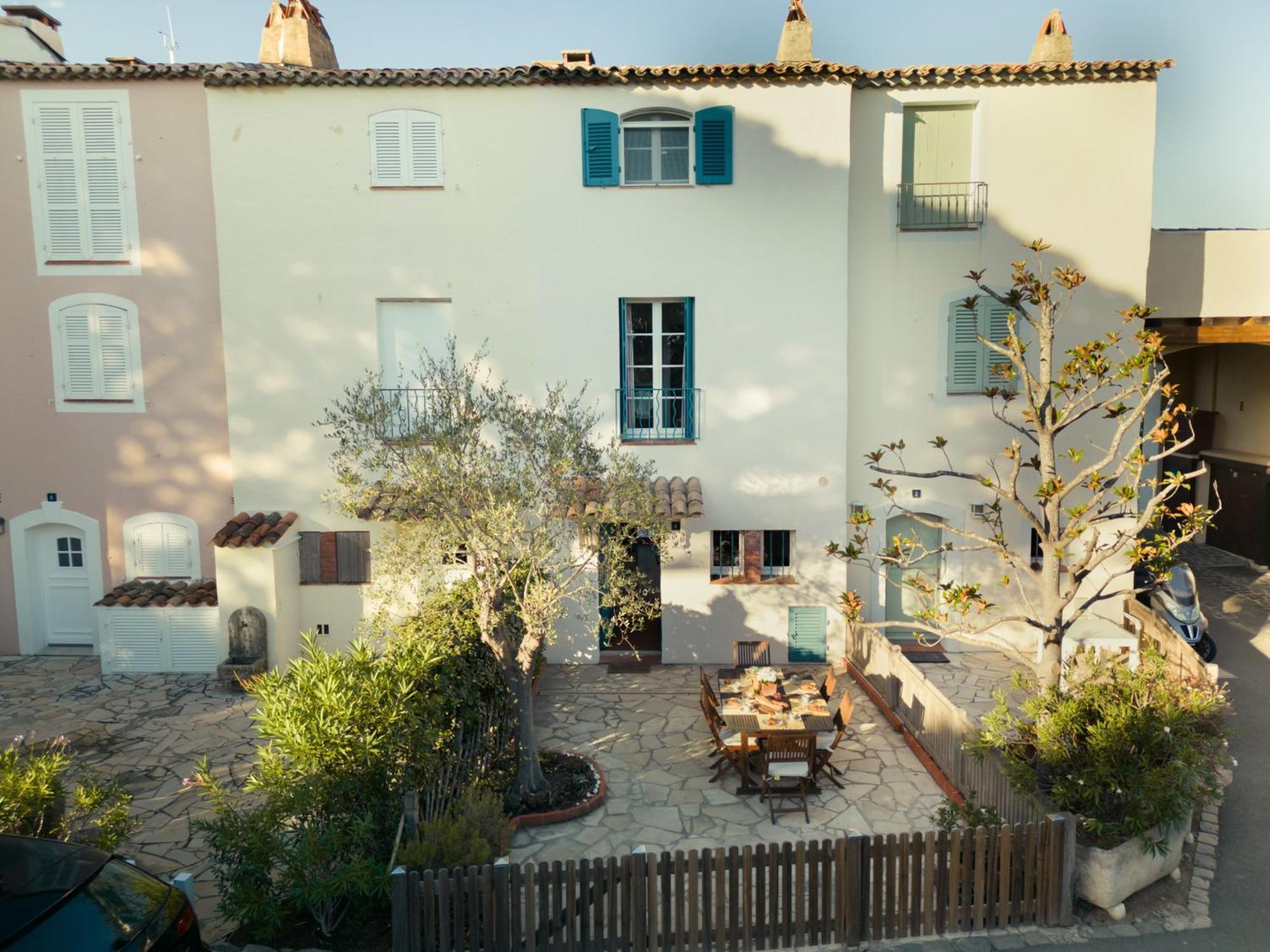 Villa Huebsches Haus Direkt Am Wasser, St. Tropez 15 Min! Grimaud Exterior foto